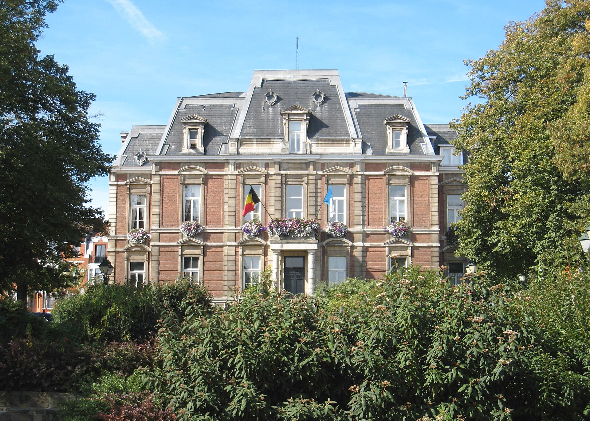 Uccle — commune où VitrePure lave les vitres